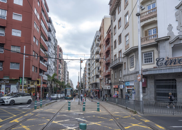 251031 Creadores canarios con el comercio local