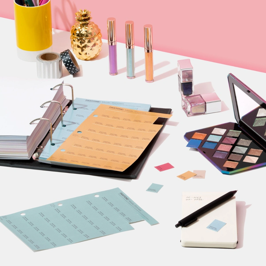 PANTONE Fashion, Home + Interiors (FHI) | Metallic Shimmers Color Specifier